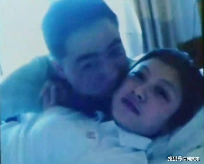 男子報(bào)復(fù)前女友潑開水致毀容，愛情與仇恨的交織悲劇，男子潑開水報(bào)復(fù)前女友致毀容，愛情與仇恨的交織引發(fā)悲劇