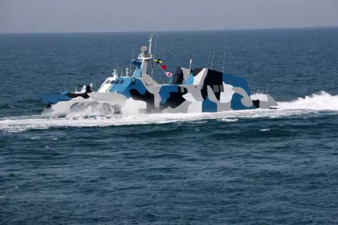 揭秘中國(guó)海軍的利器，22型導(dǎo)彈艇，揭秘中國(guó)海軍利器，22型導(dǎo)彈艇的震撼力量