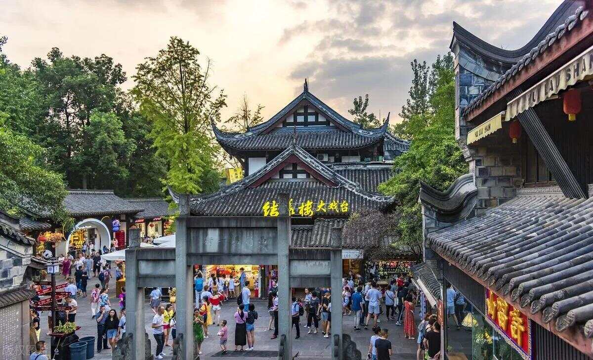 成都必去的幾個景點，探尋天府之國的魅力所在，探尋天府之國魅力，成都必游景點推薦