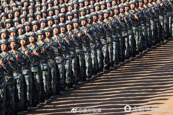 建軍90周年閱兵儀式觀后感，建軍90周年閱兵儀式，榮耀與力量的展現