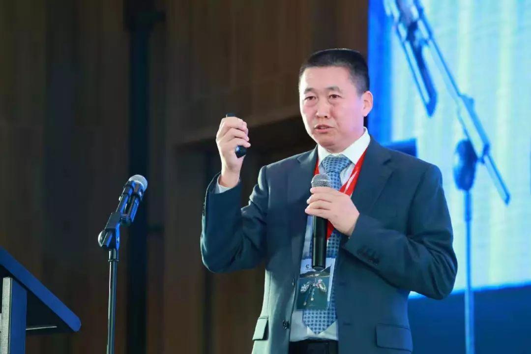 探索未來之路，2025新奧正版資料的免費(fèi)提供，探索未來之路，2025新奧正版資料免費(fèi)分享