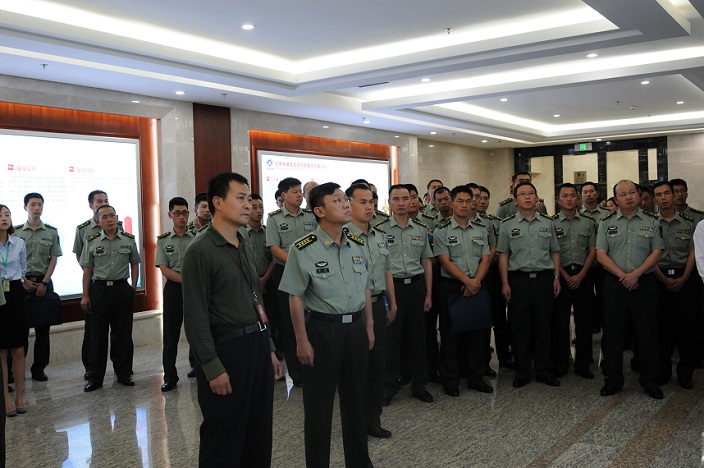 關于張軍長與第十四集團軍的故事，張軍長與第十四集團軍的傳奇故事
