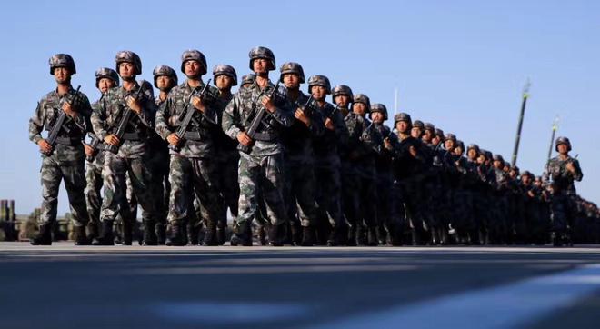 國防部可以調動軍隊嗎？——軍隊調動的權力與責任探討，國防部權力與責任，軍隊調動的決策機制探討